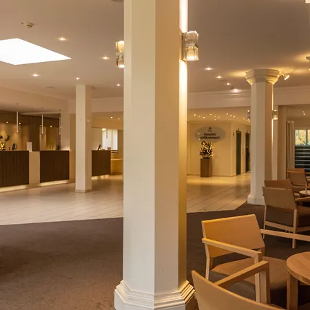 酒店 Ifa吕根岛度假酒店