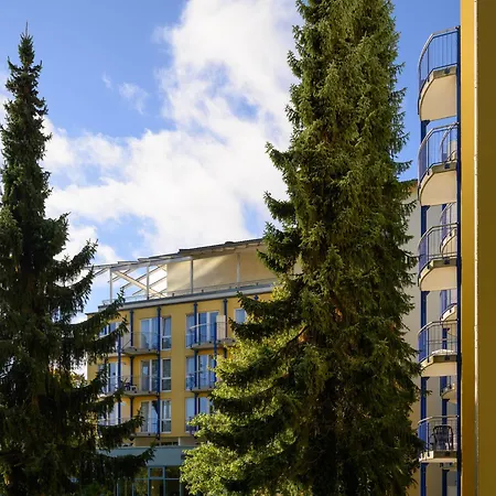 Ifa吕根岛度假酒店 宾茨