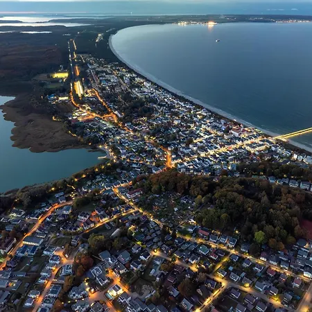 酒店 Ifa吕根岛度假酒店