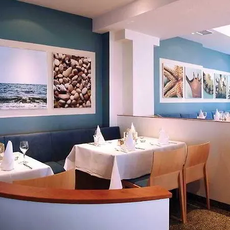 Ifa Ruegen & Hotel 3*