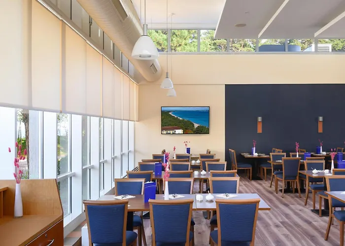 Ifa Ruegen & Hotel 3*